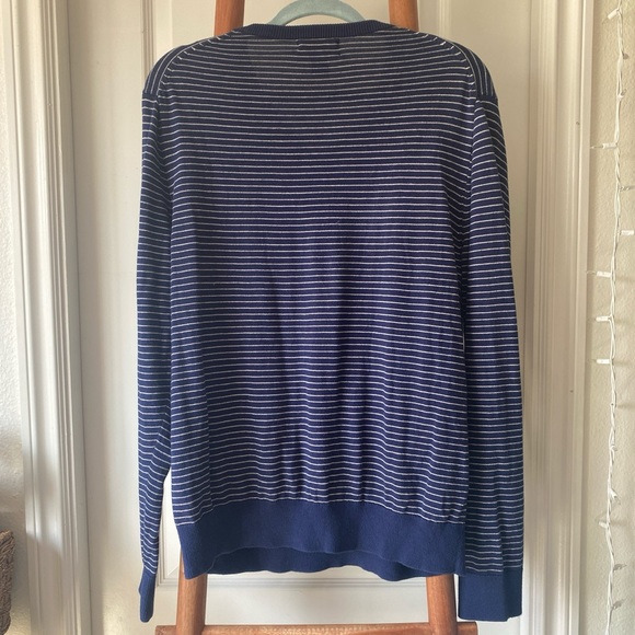 Navy blue with white pinstripe sweater - Picture 3 of 3